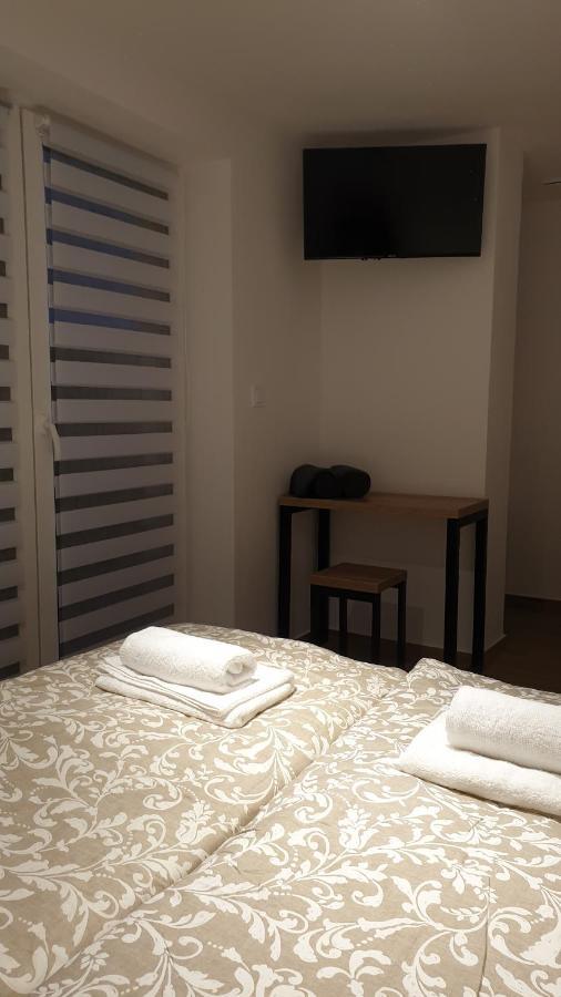 Dom Pod Groniem Hotel Rzyki Bagian luar foto