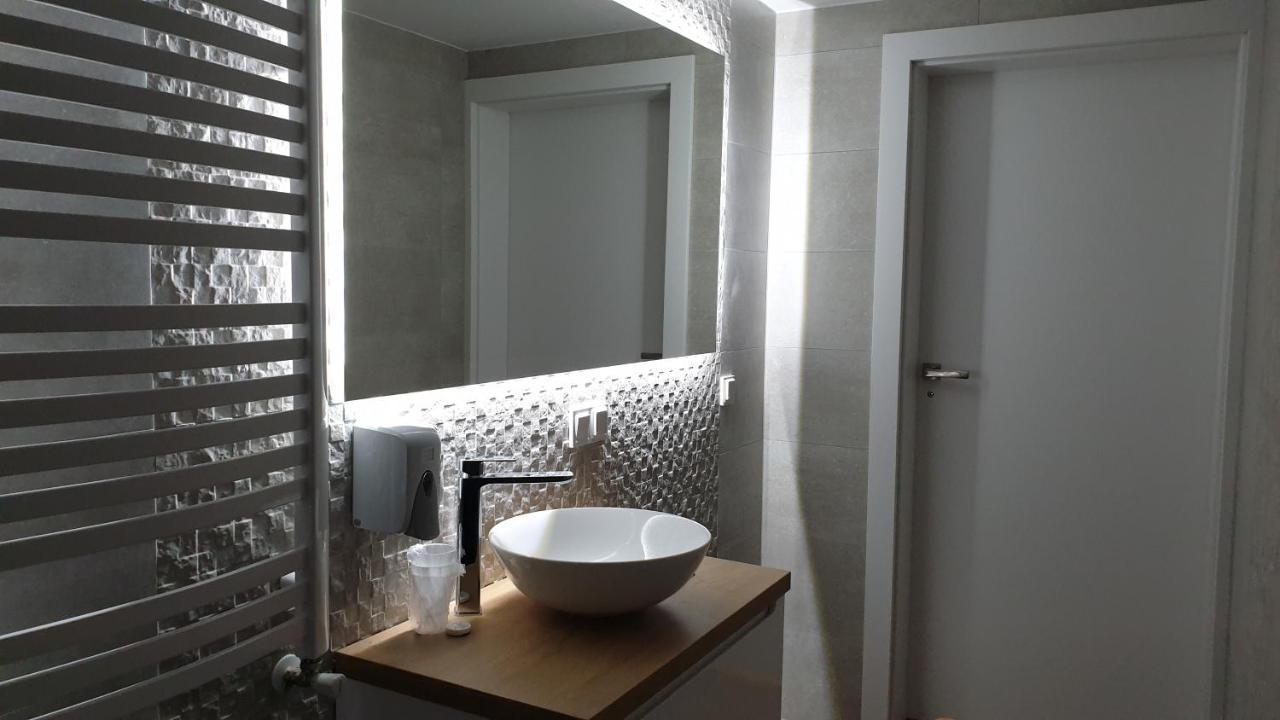 Dom Pod Groniem Hotel Rzyki Bagian luar foto