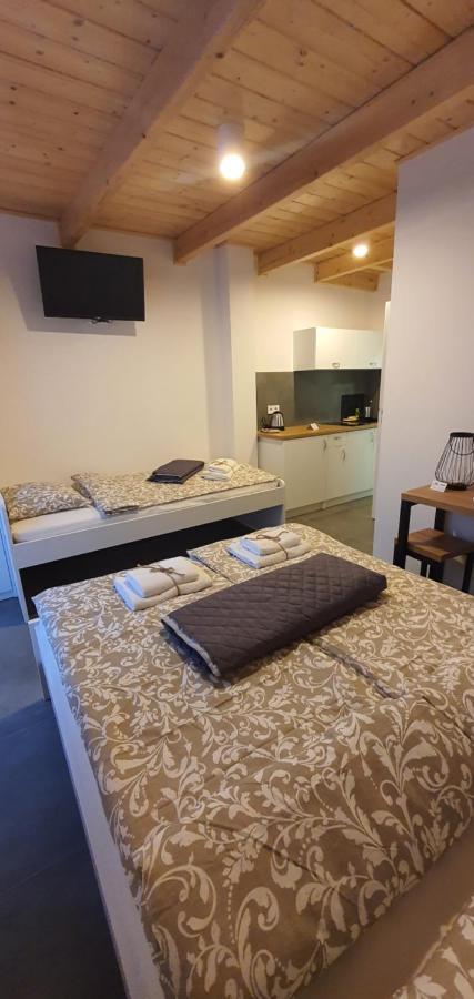 Dom Pod Groniem Hotel Rzyki Bagian luar foto